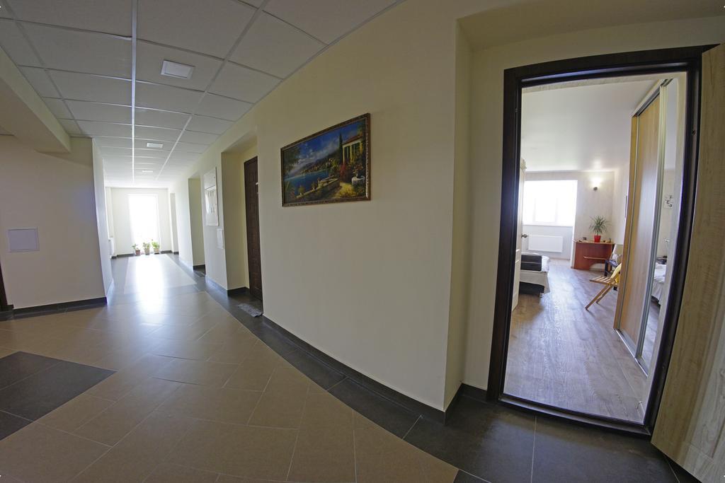 54A Tselinogradskaia Str At Alekseevka Underground خاركيف المظهر الخارجي الصورة