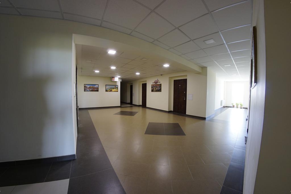 54A Tselinogradskaia Str At Alekseevka Underground خاركيف المظهر الخارجي الصورة